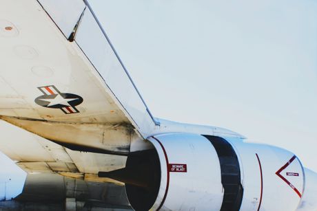 avion, sad avion, sad