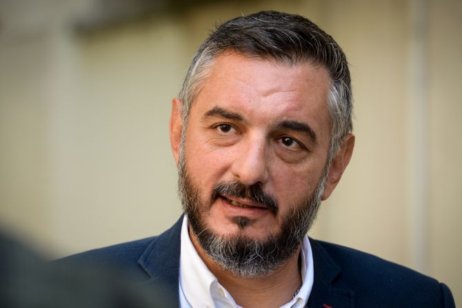 Miomir Petrović Miomir Petrović