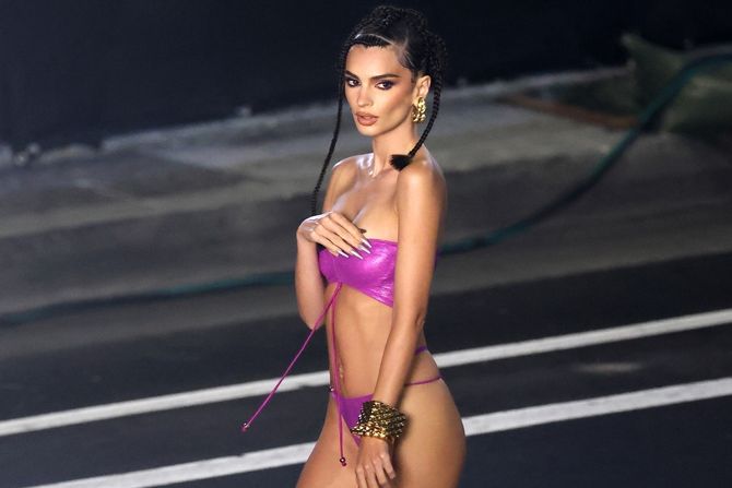 Emily Ratajkowski Emili Ratajkovski Emily Ratajkowski Emili Ratajkovski