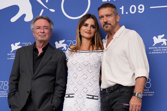 Oskar Martinez, Penelope Kruz, Antonio Banderas