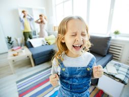 Dete plač histerija roditelji