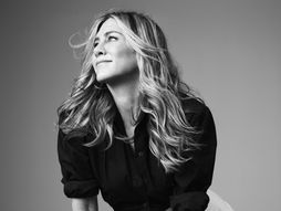 Dženifer Aniston Jennifer Aniston Haircare line LolaVie proizvodi za kosu kosa hair