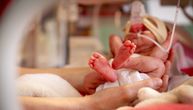 Godišnje se prevremeno rodi oko 4.000 dece: Najmanja beba u Institutu za neonatologiju imala 430 grama
