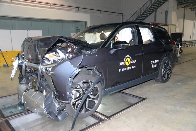 NIO ES8 na Euro NCAP testu NIO ES8 na Euro NCAP testu