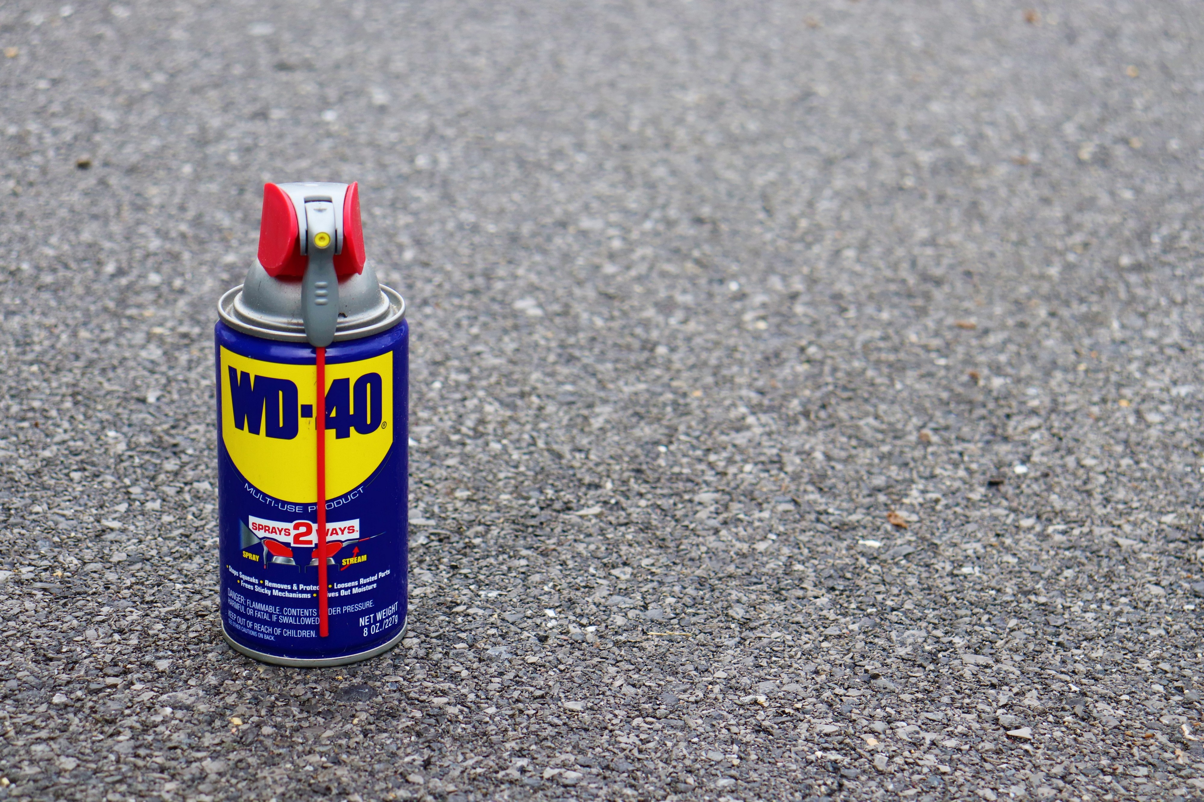 Svi ga imamo u garaži: Na ovim mestima nikada ne smete koristiti WD-40!