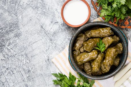 Zelena sarmica sarma blitva zelje Zelena sarmica sarma blitva zelje
