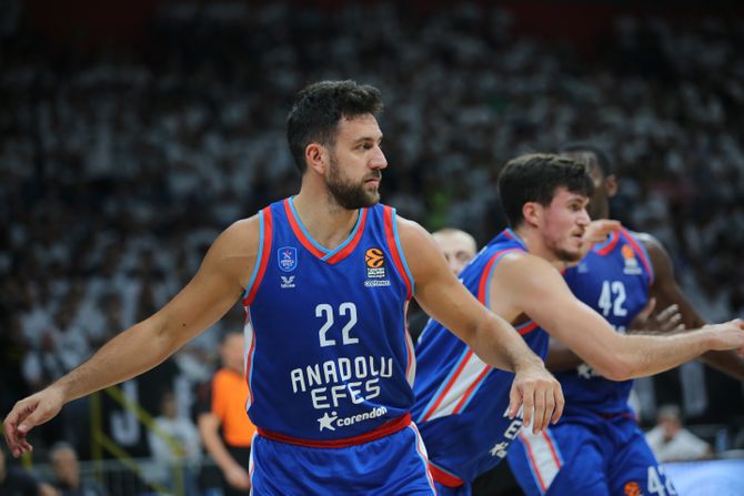 KK Partizan - Anadolu Efes, Prijateljska utakmica