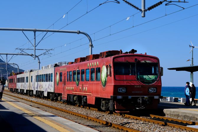 Železnica voz stanica Gangneung Jungdongjin Station Južna Koreja train