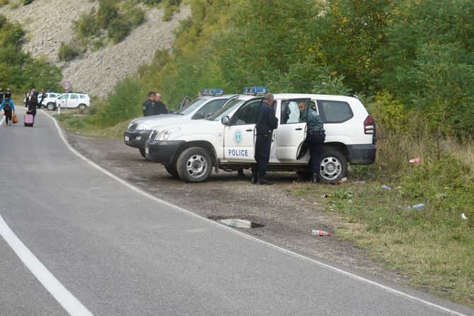 Jarinje - granični prelaz, policija, KIM,