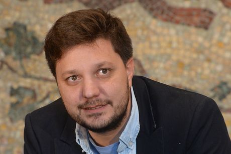 Predstava Siroka zemlja JDP. Marko Manojlović Predstava Siroka zemlja JDP. Marko Manojlović