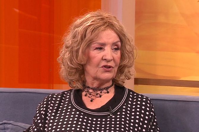Lepa Lukić Lepa Lukić
