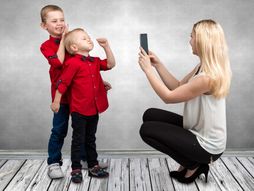 Mama, deca, dečaci, sin