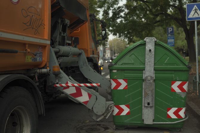 pranje, kontejneri, jkp gradska čistoća