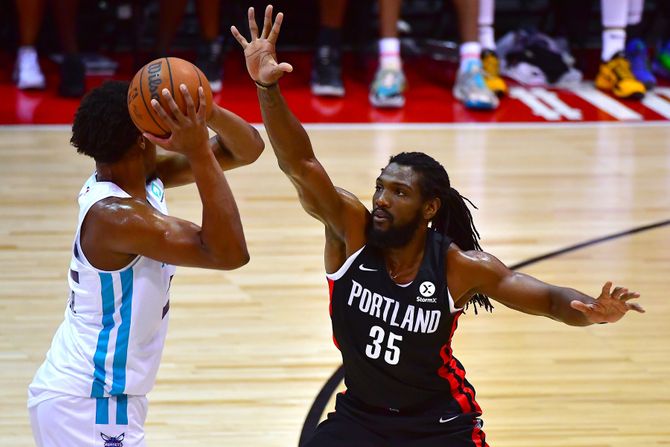 Kenneth Faried, Kenet Farid