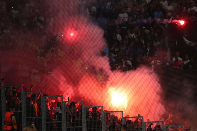 FK Marselj, FK Galatasaraj, Liga Evrope, huligani