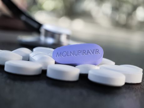 Molnupiravir, Lekovi, lek, pilule
