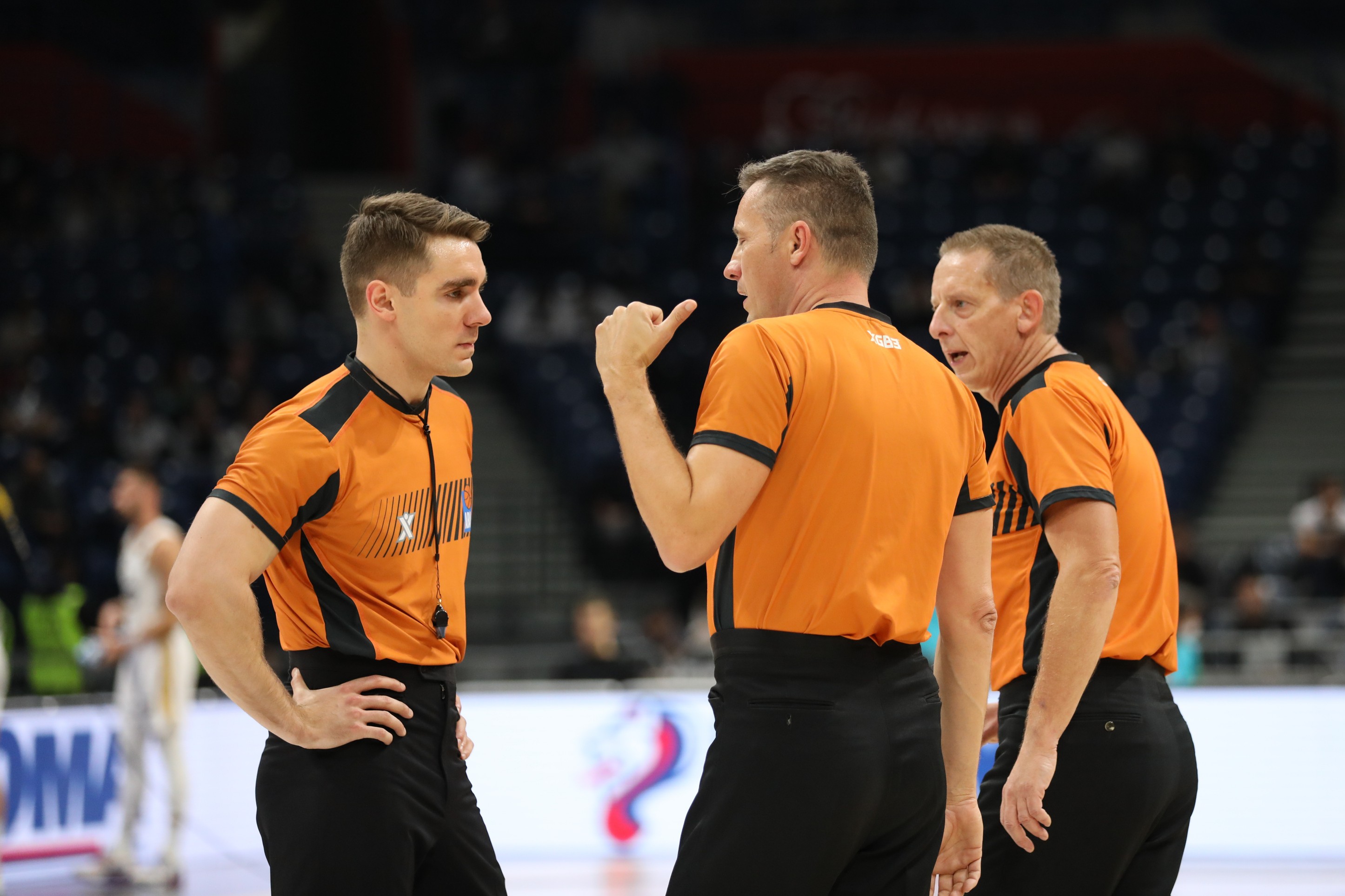 Poznato ko će biti treći sudija na derbiju Zvezda - Partizan nakon intervencije Ostoje Mijailovića