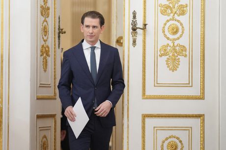 Sebastian Kurz, Sebastijan Kurc