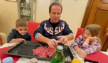 Bogoljub Karić, unuci Kasija i Viktor Bogoljub Karić, unuci Kasija i Viktor