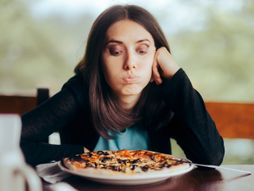 Dijeta, zdrava hrana, žena, ortoreksija