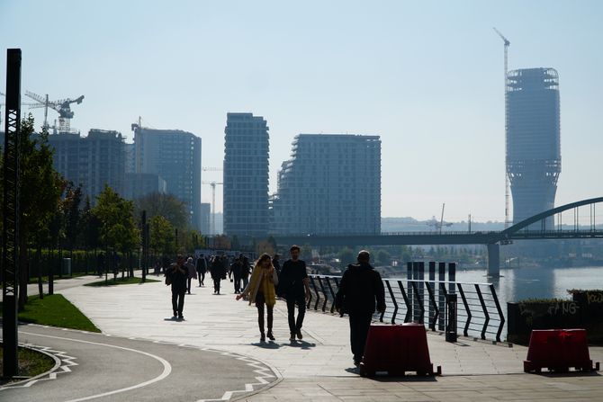 šetalište Beograd na vodi,BEOGRAD JESEN SUNCE, vremenska prognoza, lepo vreme,