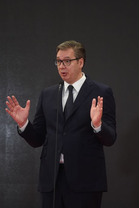 VUCIC FABRIKA RADNICI
