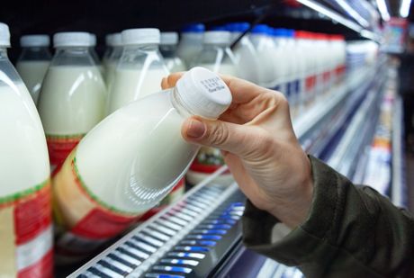 oznaka za rok trajanja proizvoda jogurt porodavnica kupovina namirnica hrane