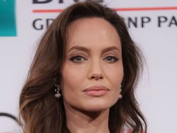Anđelina Džoli, Angelina Jolie