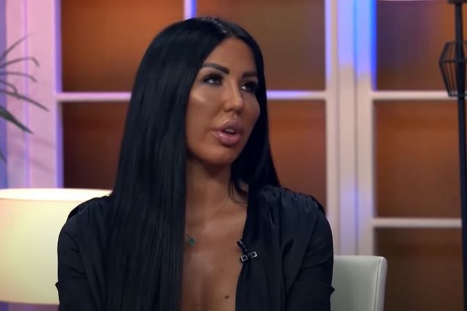 Tijana Ajfon Tijana Ajfon