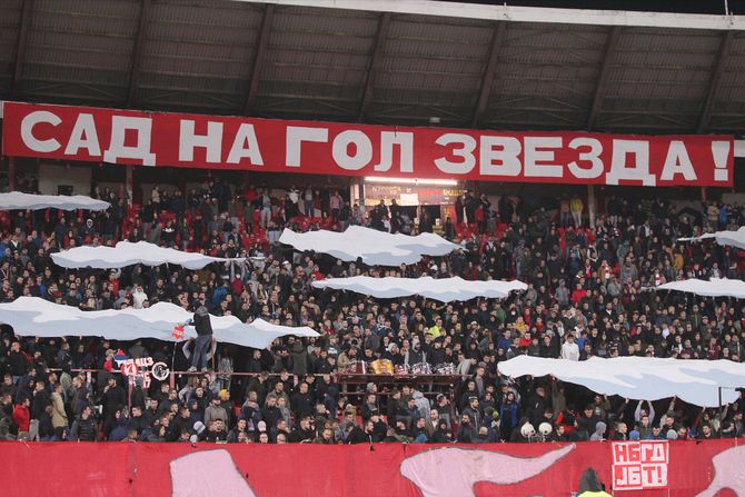 Navijači Crvena zvezda - Radnički Niš, Superliga Srbije