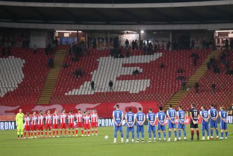 FK Crvena zvezda, FK Radnički Niš