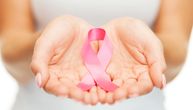 Simptom koji nikad ne biste povezale sa rakom dojke: Obratite pažnju na vaše uši