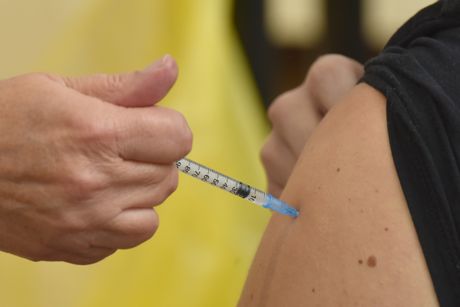 Vakcinacija vakcina COVID-19 kovid studenti