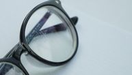 Jeftini i efikasni načini da na brzinu popravite stakla od naočara