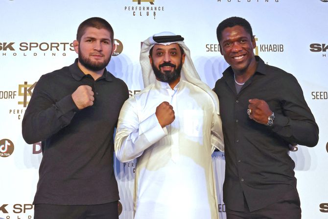 Khabib Nurmagomedov, Ahmed Bin Sulayem, Clarence Seedorf