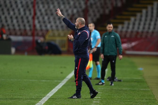 FK Crvena Zvezda - Mitjiland