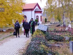 Srbi zadušnice  Južna Mitrovica