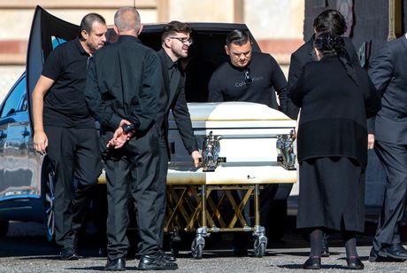 Tina Tintor sahrana funeral kovčeg
