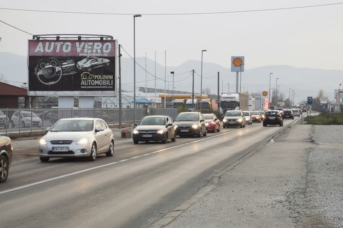 Auto-put Miloš Veliki, gužve, saobraćajne gužve