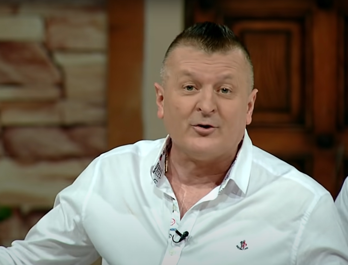 "Posle duge i teške operacije..." Oglasio se naš pevač nakon hitne hospitalizacije: Otkrio kako se oseća