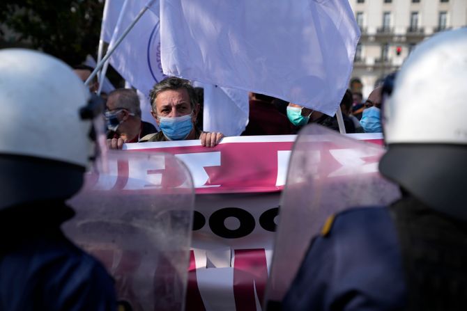 Grčka protest ugostitelja korona virus