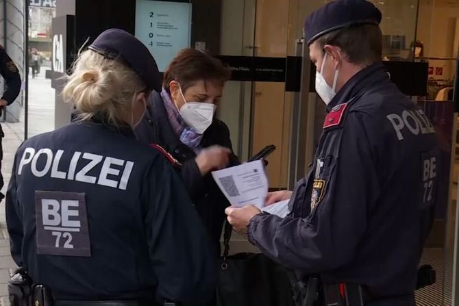 Austrija policija lokdaun kovid sertifikat koronavirus