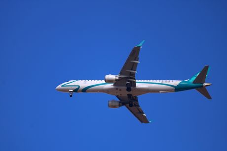 Avion Avion