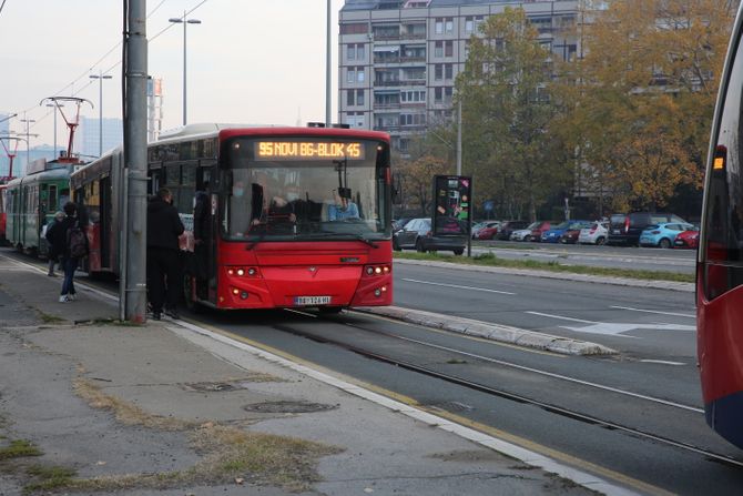 Tramvaji gsp autobus 95 zastoj gužva