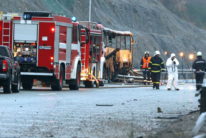 Bugarska zapalio se autobus 46 mrtvih Bulgaria Bush Crash