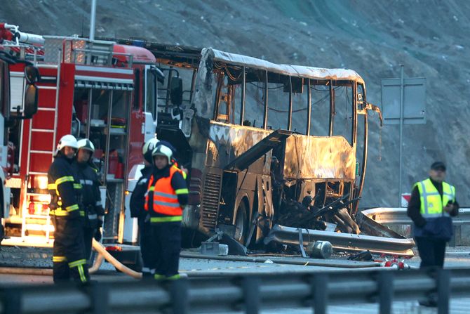 Bugarska zapalio se autobus 46 mrtvih Bulgaria Bush Crash