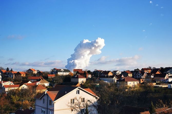 Velika eksplozija u fabrici fabrika raketa  EDePro