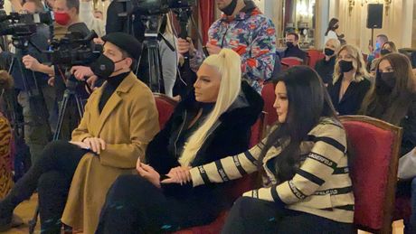 Marina Tucaković Komemorcija, Jelena Karleuša i Dragana Mirković