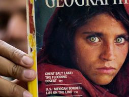 Gula Šarbat, Čuvena zelenooka “avganistanska devojčica” sa naslovne strane časopisa National Geographic stigla je u Italiju u okviru evakuacije Avganistanaca