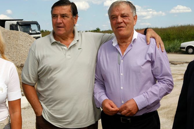 Milutin Mrkonjić, Tomislav Karadžić Milutin Mrkonjić, Tomislav Karadžić